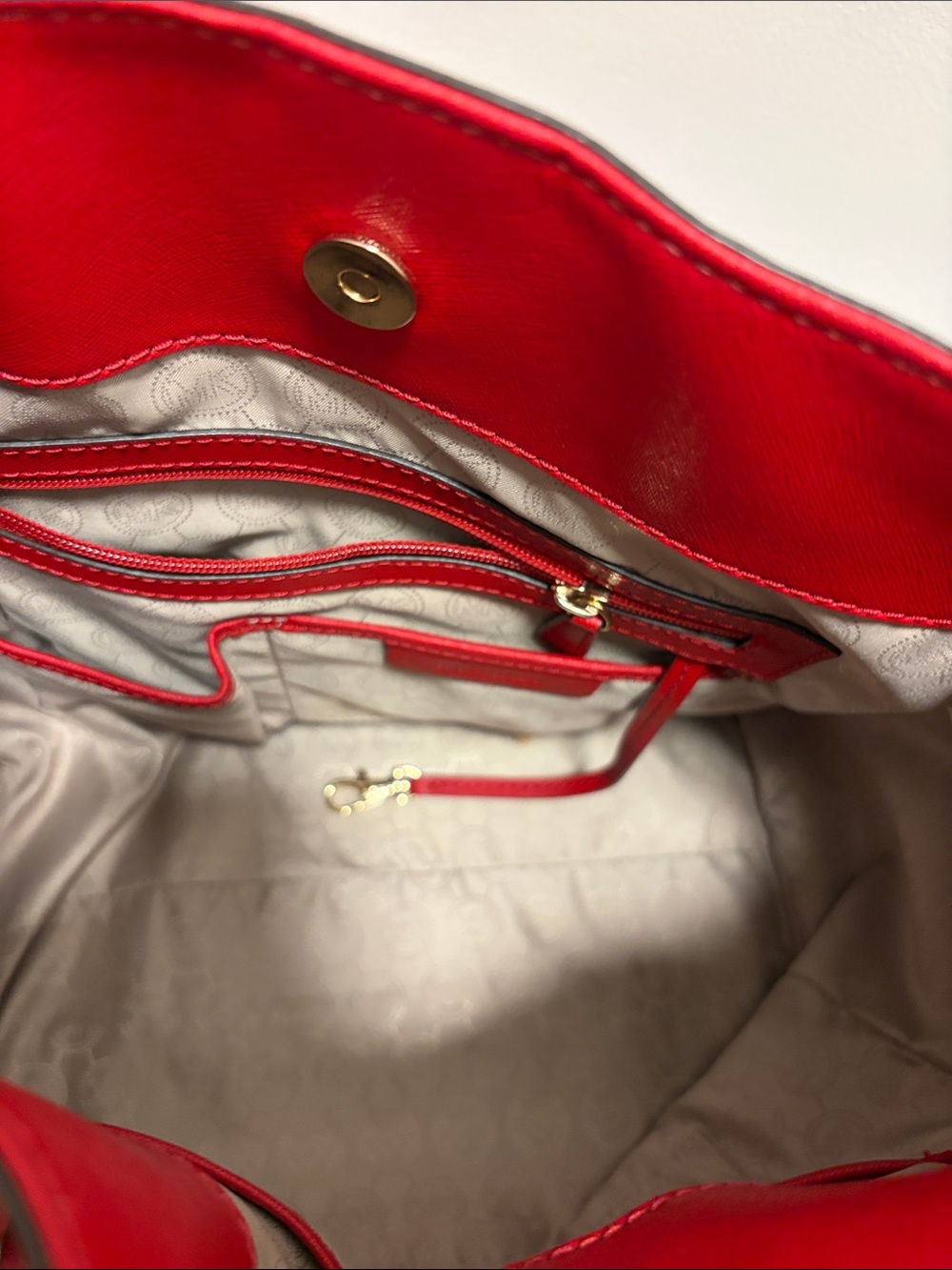 Like New Michael Kors Hamilton Bag Scarlet Red - Picture 8 of 15